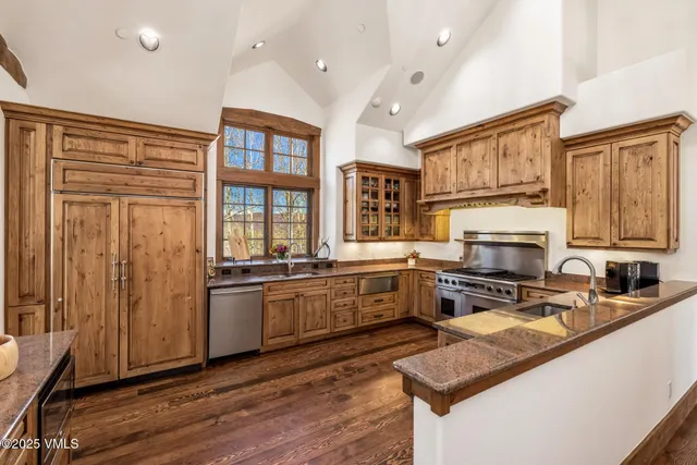 $6,000,000 | 37 Aspen Meadows Road, Edwards, CO 81632