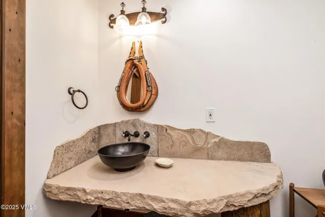 $6,000,000 | 37 Aspen Meadows Road, Edwards, CO 81632