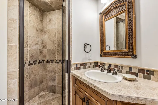 $6,000,000 | 37 Aspen Meadows Road, Edwards, CO 81632