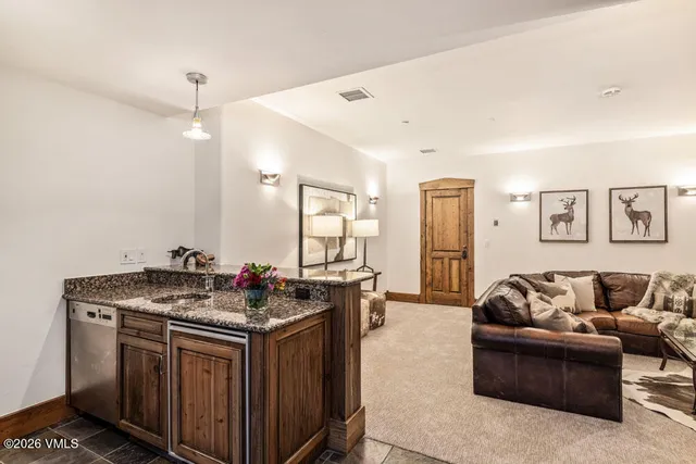 $6,000,000 | 37 Aspen Meadows Road, Edwards, CO 81632