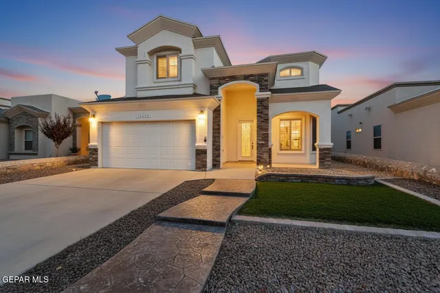 $294,900 | 12419 Winners Circle, El Paso, TX 79928