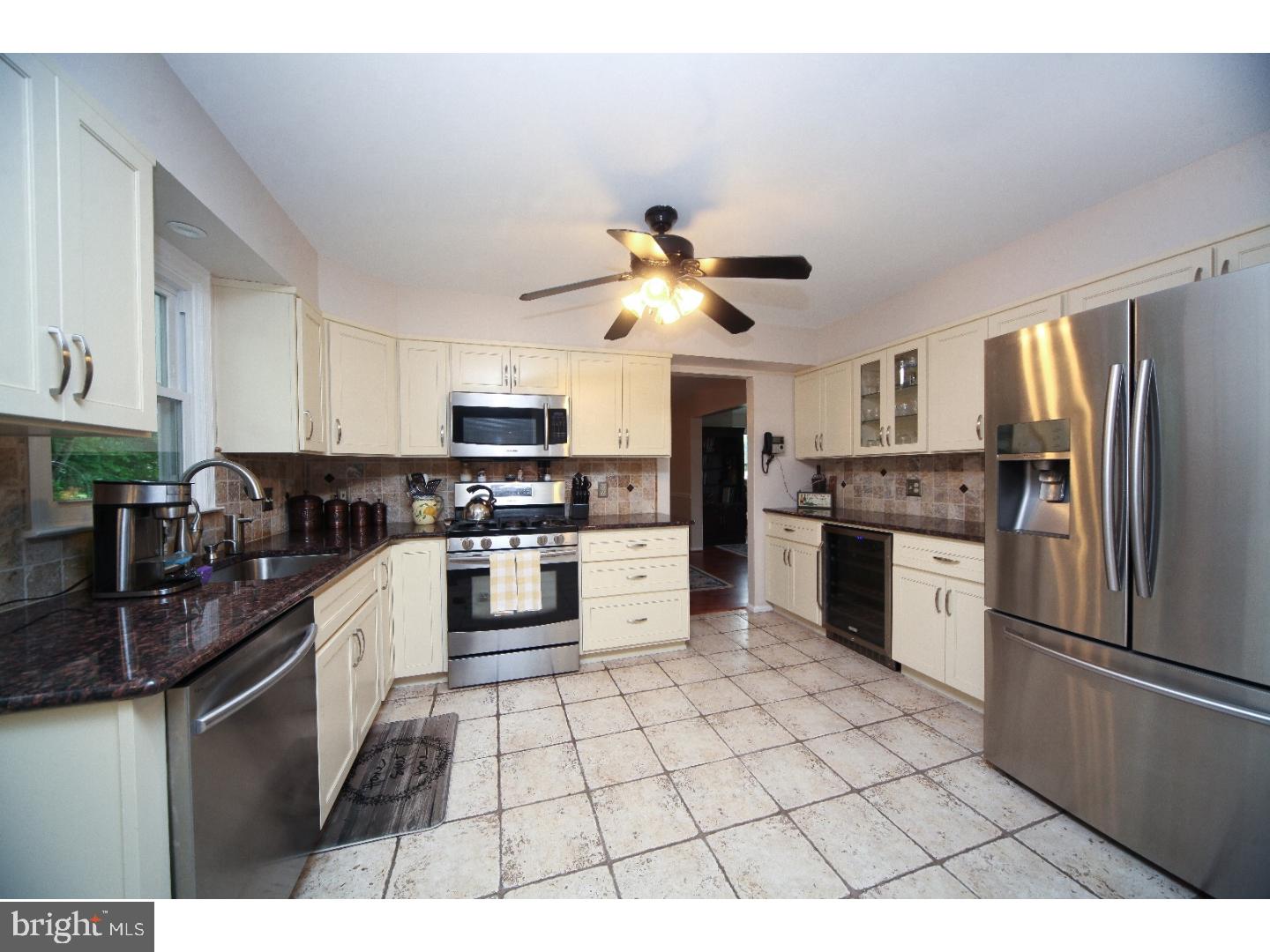 237 Kilburn Road Langhorne, PA 19047 - Photo 5 of 20 Gallery Image 5