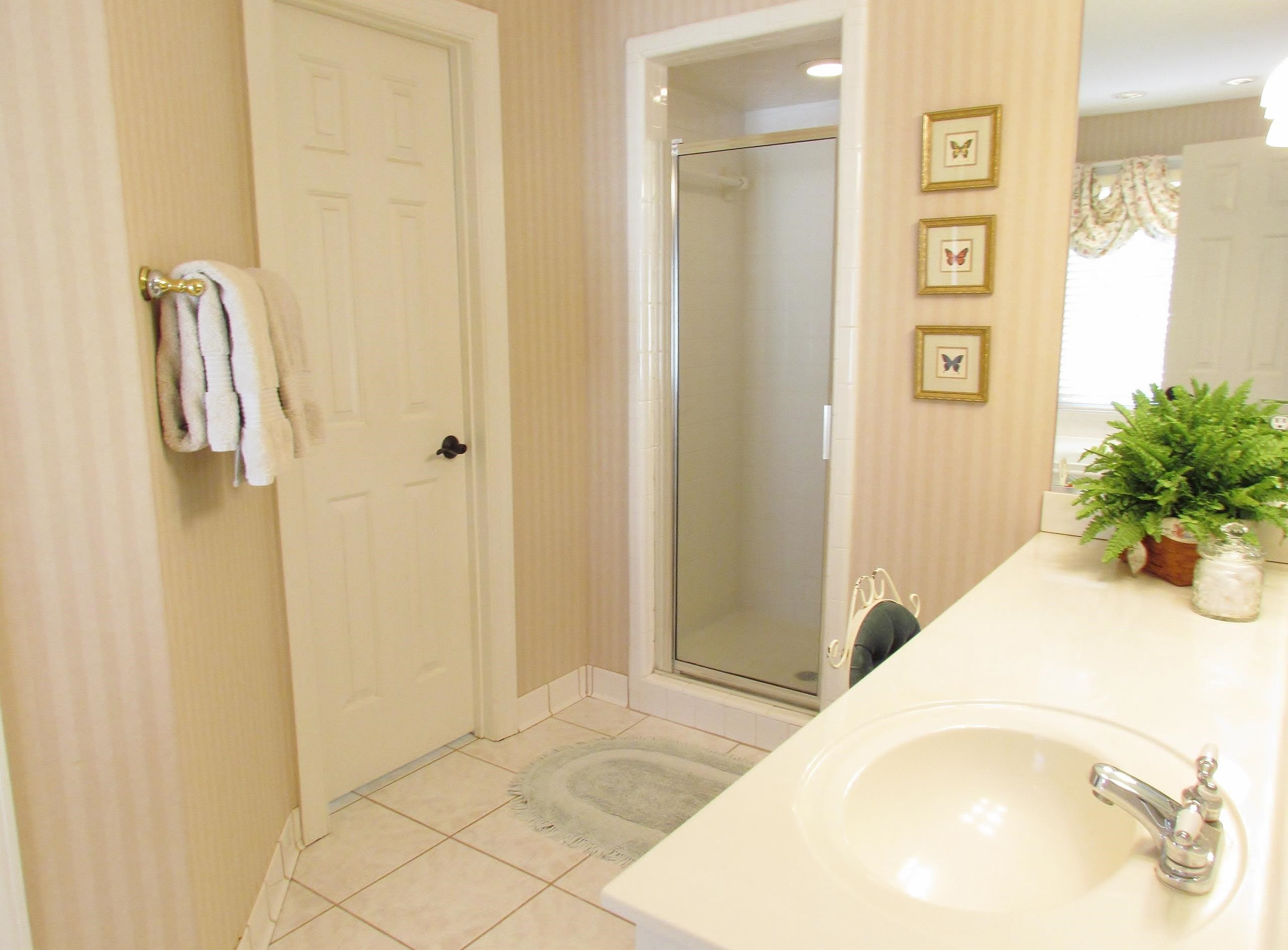 12001 Pembridge Lane Raleigh, NC 27613 - Photo 27 of 53 Photo 27