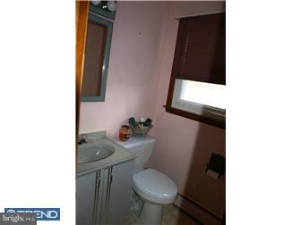 17 Bozarthtown Road Tabernacle, NJ 08088 - Photo 12 of 12 Bathroom