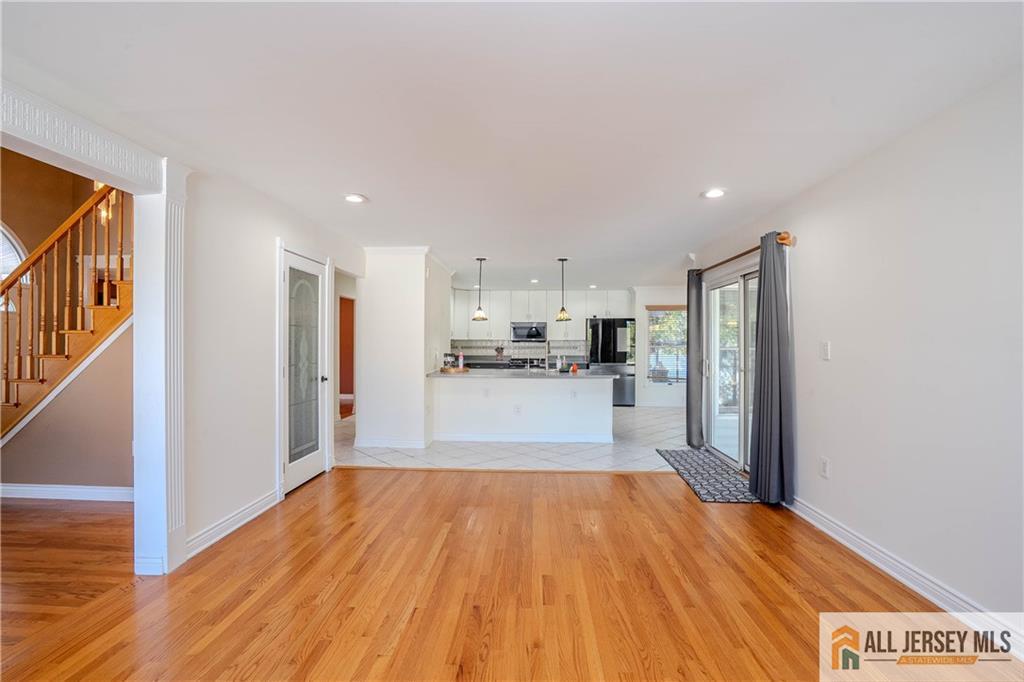 11 Hampton Road Monroe Township, NJ 08831 - Photo 11 of 62