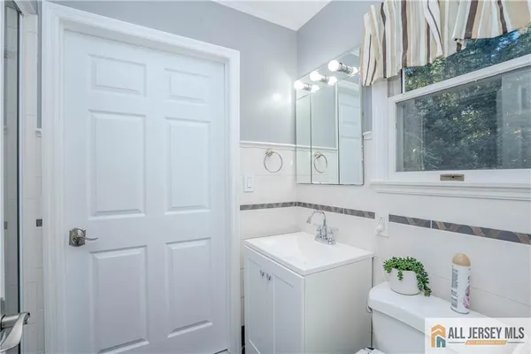 $1,044,000 | 11 Hampton Road, Monroe Township, NJ 08831