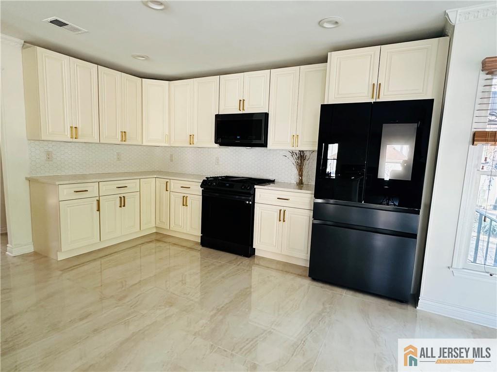 11 Hampton Road Monroe Township, NJ 08831 - Photo 39 of 62