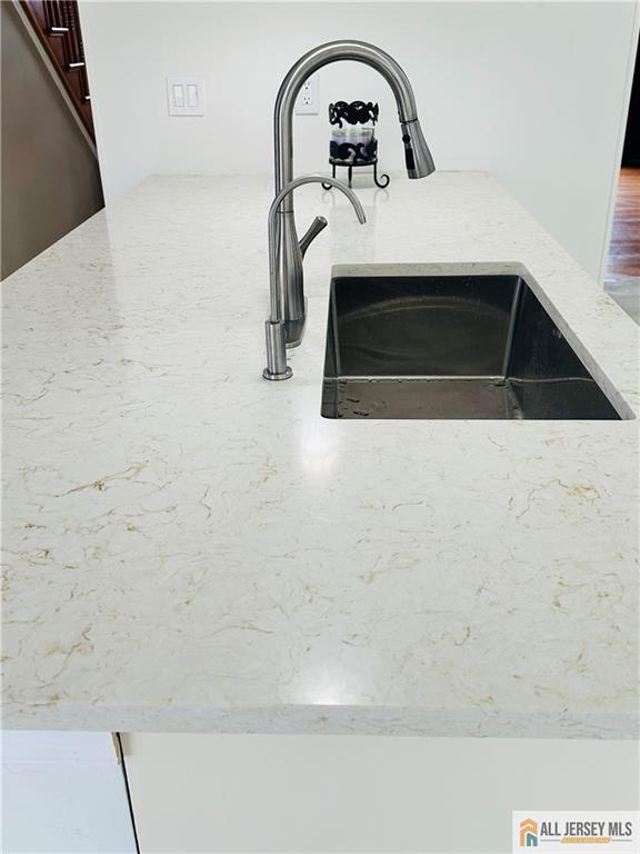 11 Hampton Road Monroe Township, NJ 08831 - Photo 45 of 62