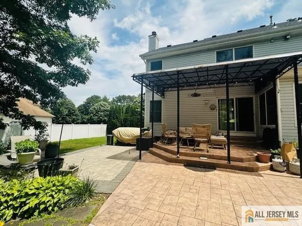 $1,044,000 | 11 Hampton Road, Monroe Township, NJ 08831