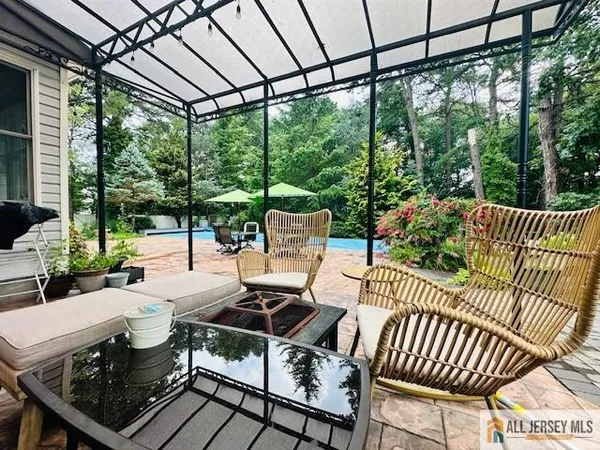 $1,044,000 | 11 Hampton Road, Monroe Township, NJ 08831