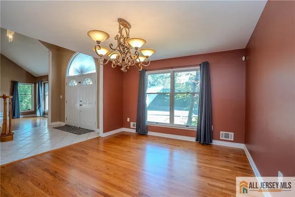 $1,044,000 | 11 Hampton Road, Monroe Township, NJ 08831