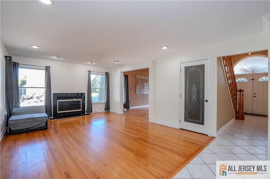 11 Hampton Road Monroe Township, NJ 08831 - Photo 10 of 62