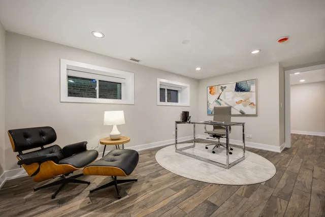 $1,775,000 | 2225 West Carmen Avenue, Chicago, IL 60625