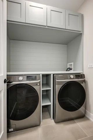 $1,775,000 | 2225 West Carmen Avenue, Chicago, IL 60625