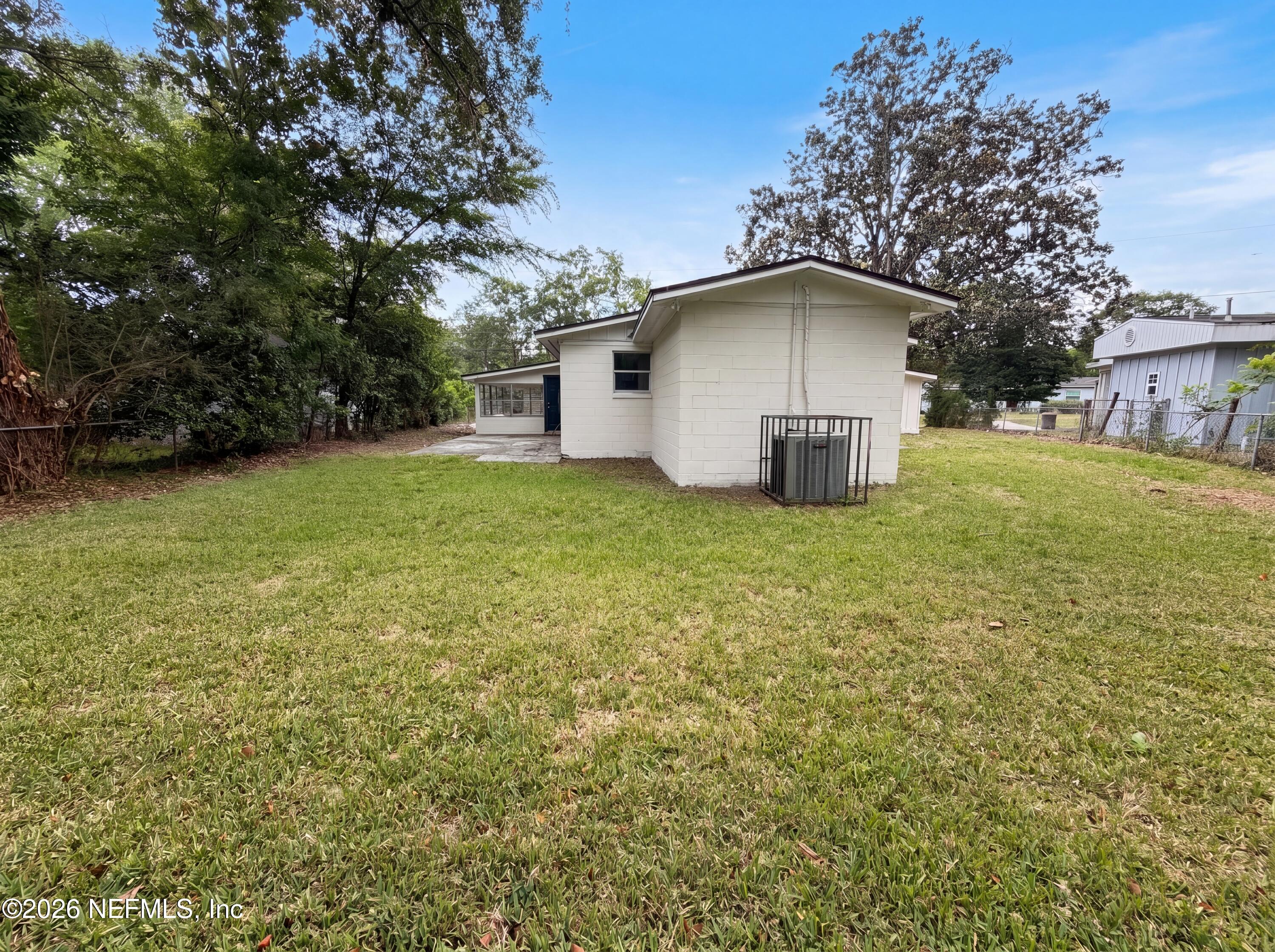 7361 Proxima Road Jacksonville, FL 32210 - Photo 5 of 19 listing_4