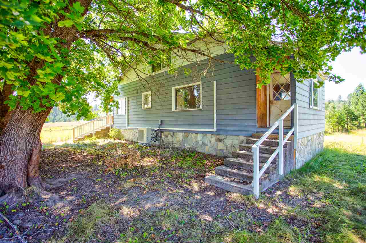 372 Middleton Road Cusick, WA 99119 - Photo 1 of 18