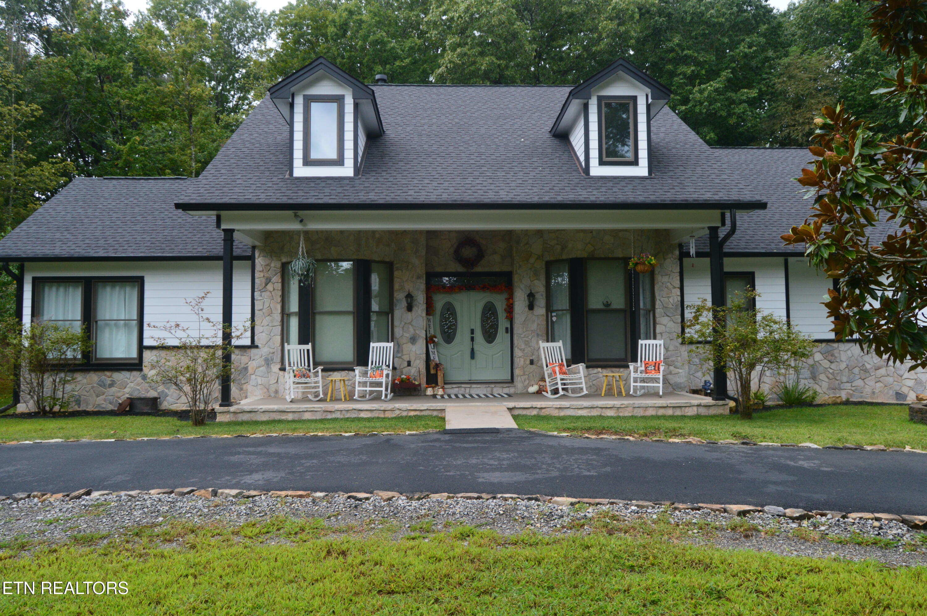 157 Twilight Trail Dunlap, TN 37327 - Photo 4 of 55 3) 62870-68c34814b3bee