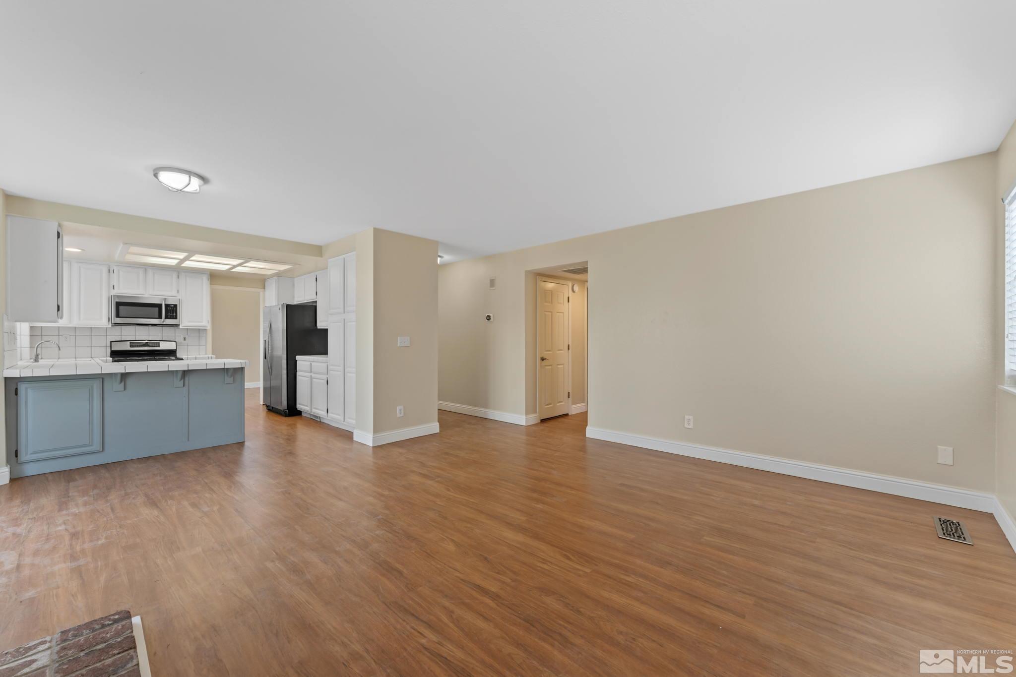 981 Ridgeview Drive Reno, NV 89511 - Photo 14 of 30 Photo 14
