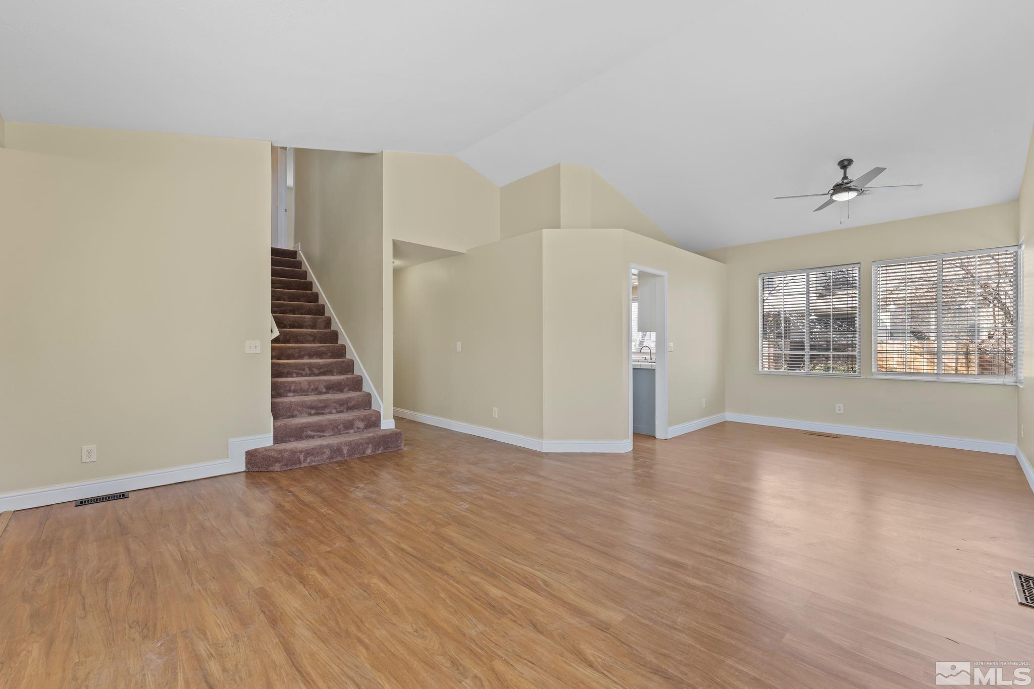 981 Ridgeview Drive Reno, NV 89511 - Photo 6 of 30 Photo 6