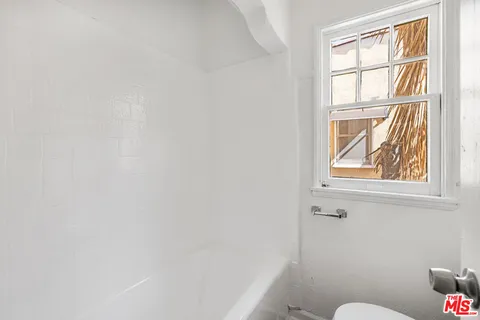 $1,050,000 | 1836 Lansdowne Avenue, Los Angeles, CA 90032