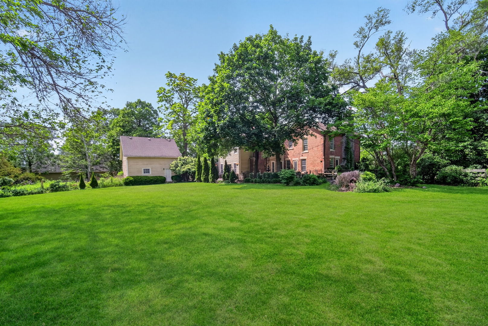 36W927 Red Gate Road St. Charles, IL 60175 - Photo 33 of 47