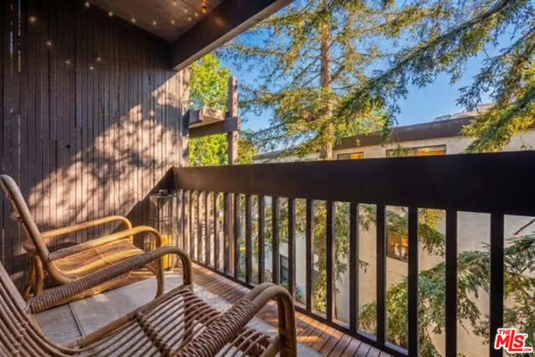 $499,000 | 7740 Redlands Street, Unit G3092, Playa del Rey, CA 90293
