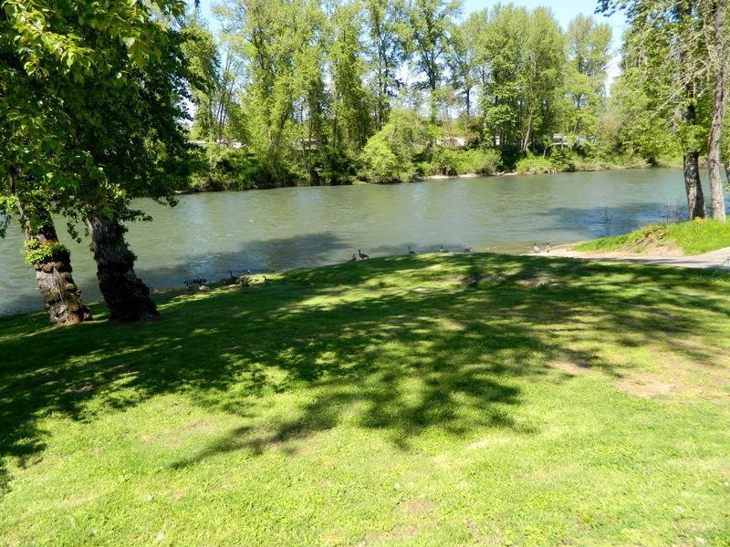3676 Leonard Road Grants Pass, OR 97527 - Photo 3 of 35 Additional Photo