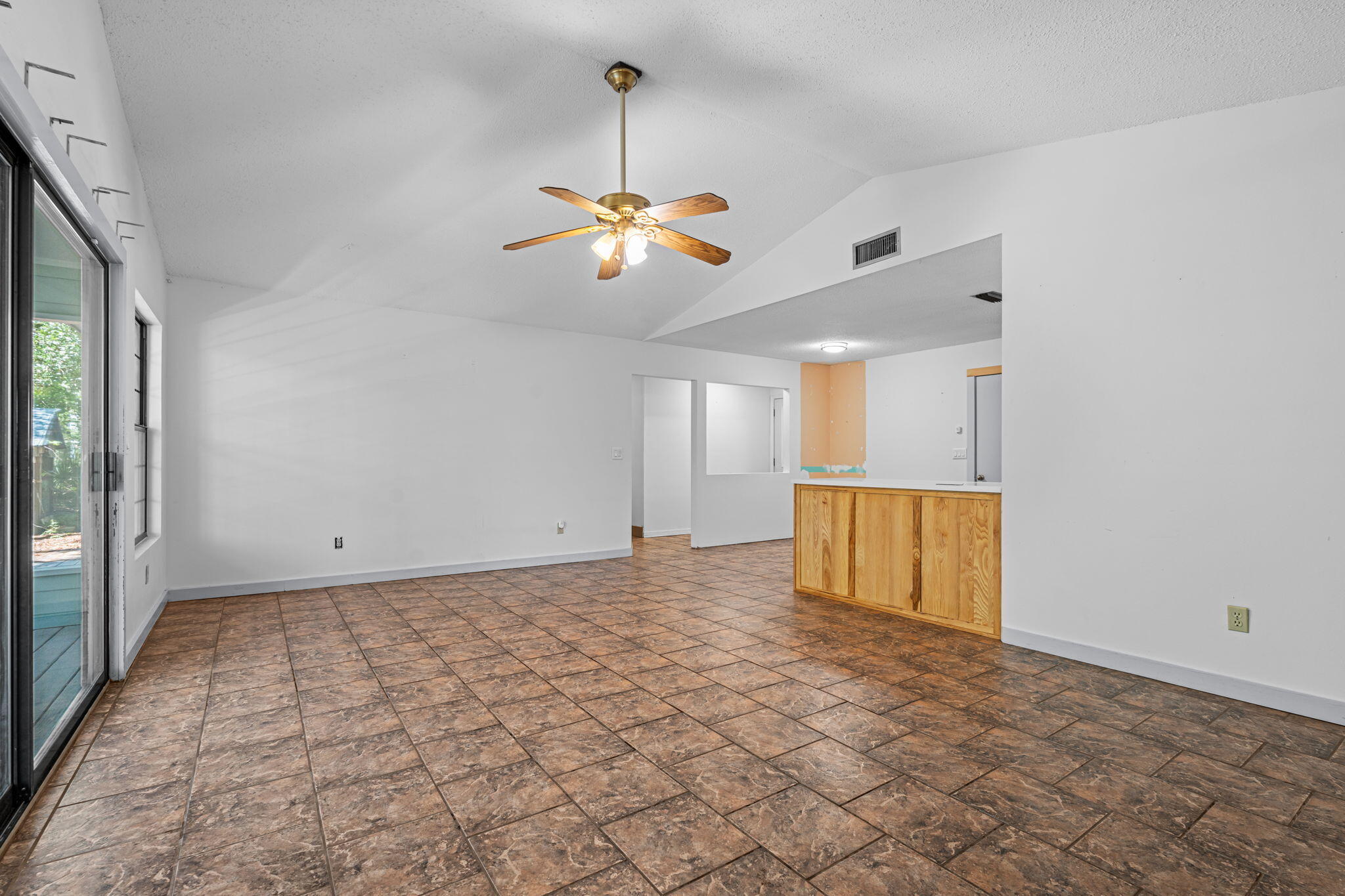 722 Mallet Bayou Road Freeport, FL 32439 - Photo 16 of 47 16-web-or-mls-722 Mallet-16