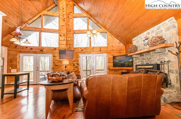 $489,000 | 994 Laurel Circle East, Deep Gap, NC 28618