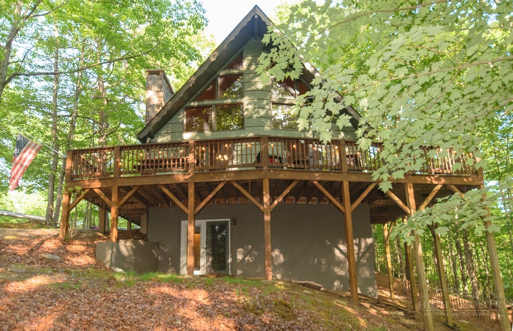 994 Laurel Circle East Deep Gap, NC 28618 - Photo 2 of 47