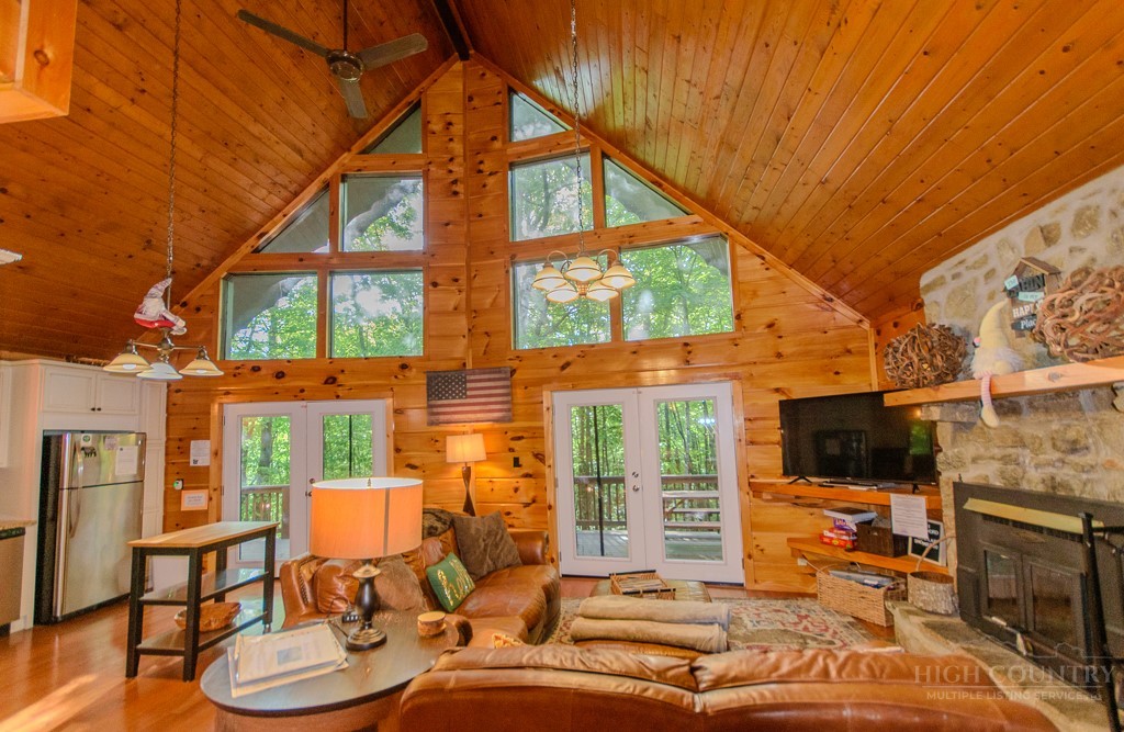 994 Laurel Circle East Deep Gap, NC 28618 - Photo 3 of 47