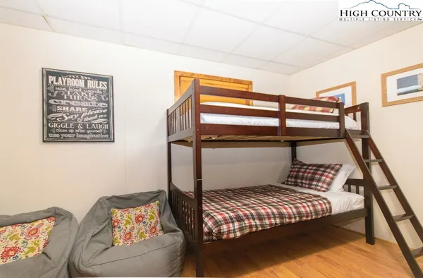 $489,000 | 994 Laurel Circle East, Deep Gap, NC 28618