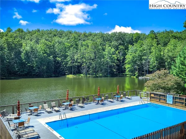 $489,000 | 994 Laurel Circle East, Deep Gap, NC 28618