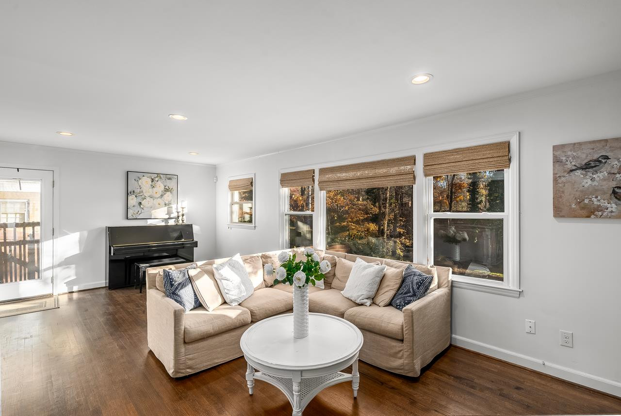 725 Currituck Drive Raleigh, NC 27609 - Photo 6 of 14 Living Room