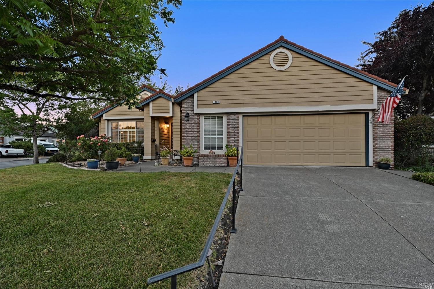 1801 Vermillion Way Santa Rosa, CA 95403 - Photo 1 of 1 Turn-Key Windrose Home