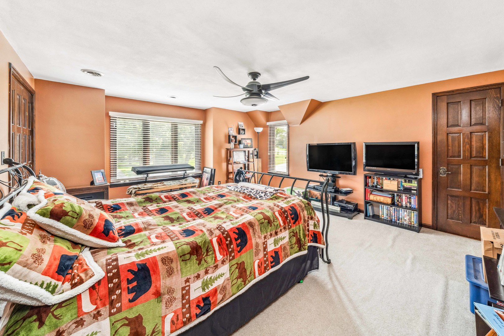 30785 Royal Oak Road Genoa, IL 60135 - Photo 25 of 49 Gallery Image 25