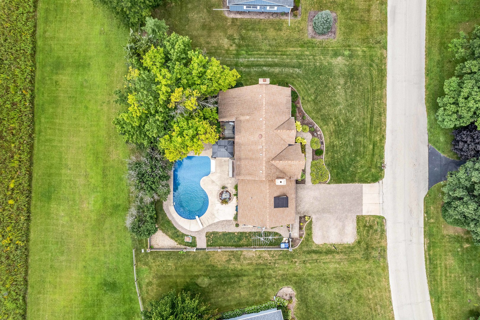 30785 Royal Oak Road Genoa, IL 60135 - Photo 4 of 49 Gallery Image 4