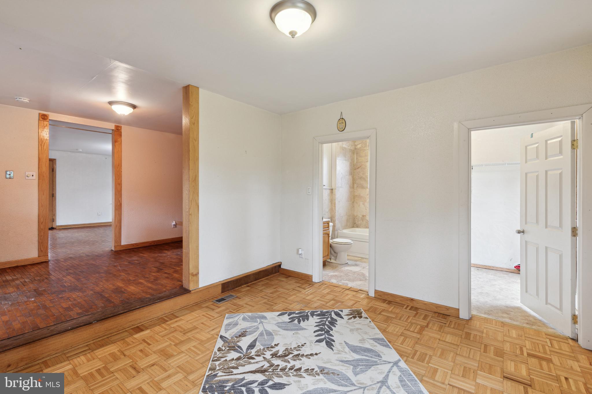 9601 State Rd. Philadelphia, PA 19114 - Photo 5 of 37