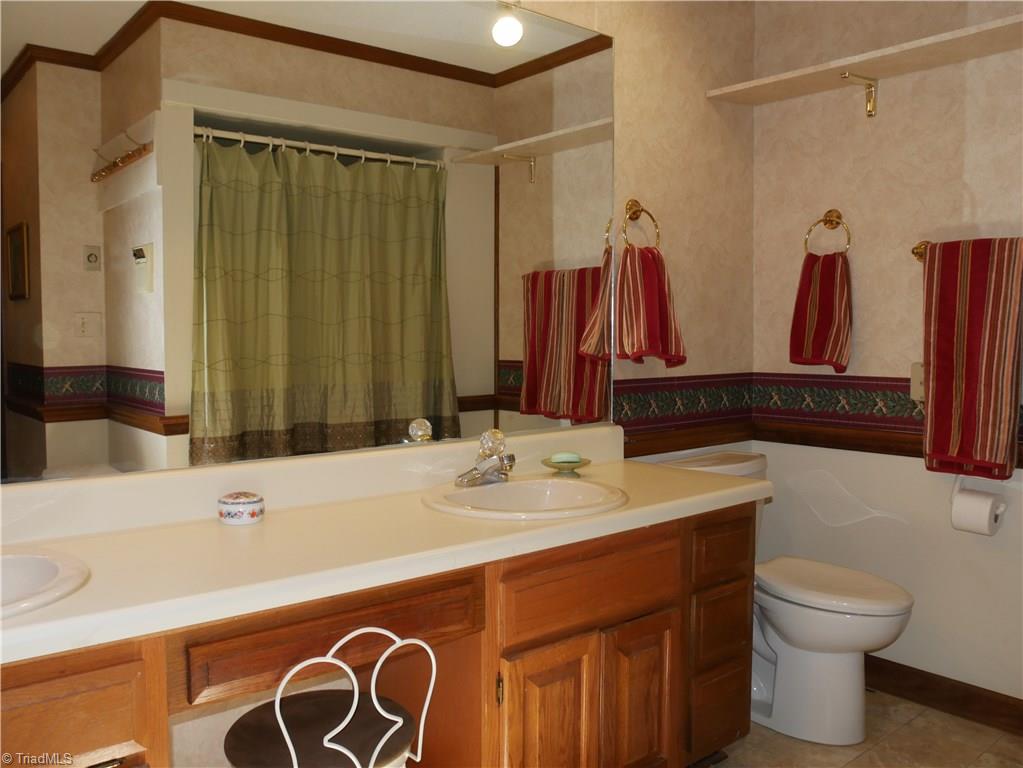 2000 Walker Road Winston-Salem, NC 27106 - Photo 14 of 25 Gallery Image 14