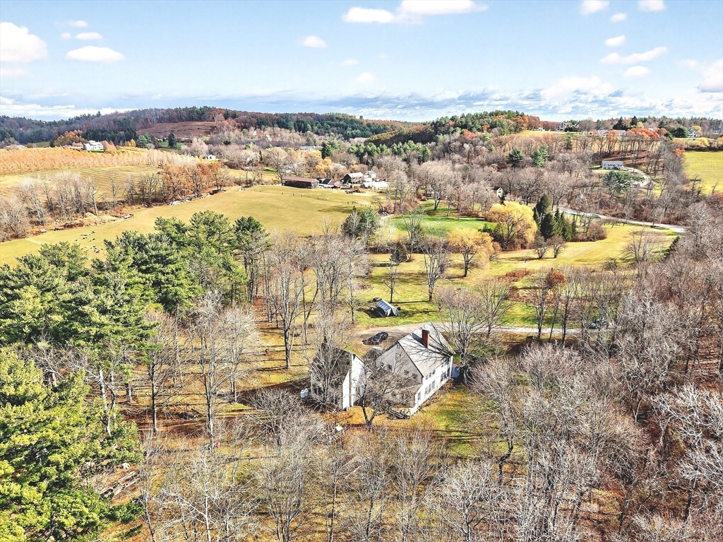 320 Old Ayer Road Groton, MA 01450 - Photo 3 of 42