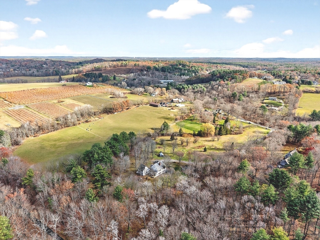 320 Old Ayer Road Groton, MA 01450 - Photo 6 of 42 a view of an ocean and beach