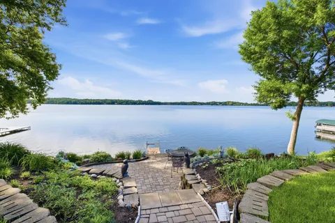 $625,000 | 4631 141st Avenue Northeast, Spicer, MN 56288