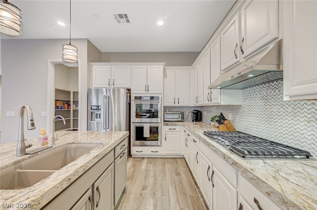 3391 Peak View Avenue Henderson, NV 89044 - Photo 11 of 49