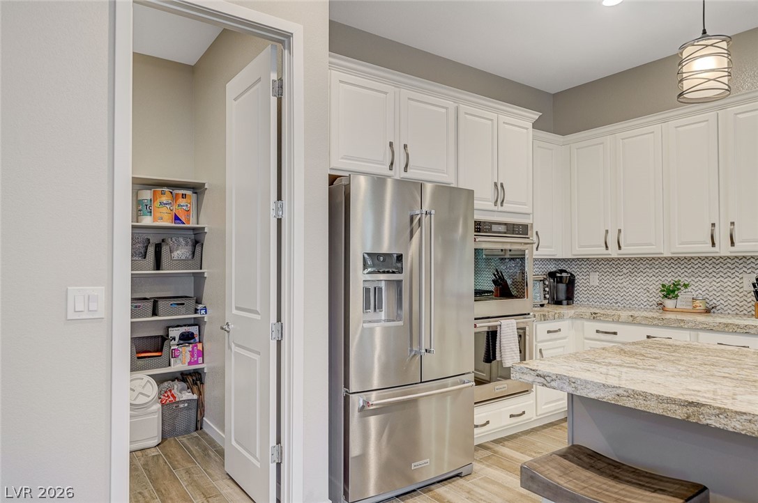 3391 Peak View Avenue Henderson, NV 89044 - Photo 12 of 49