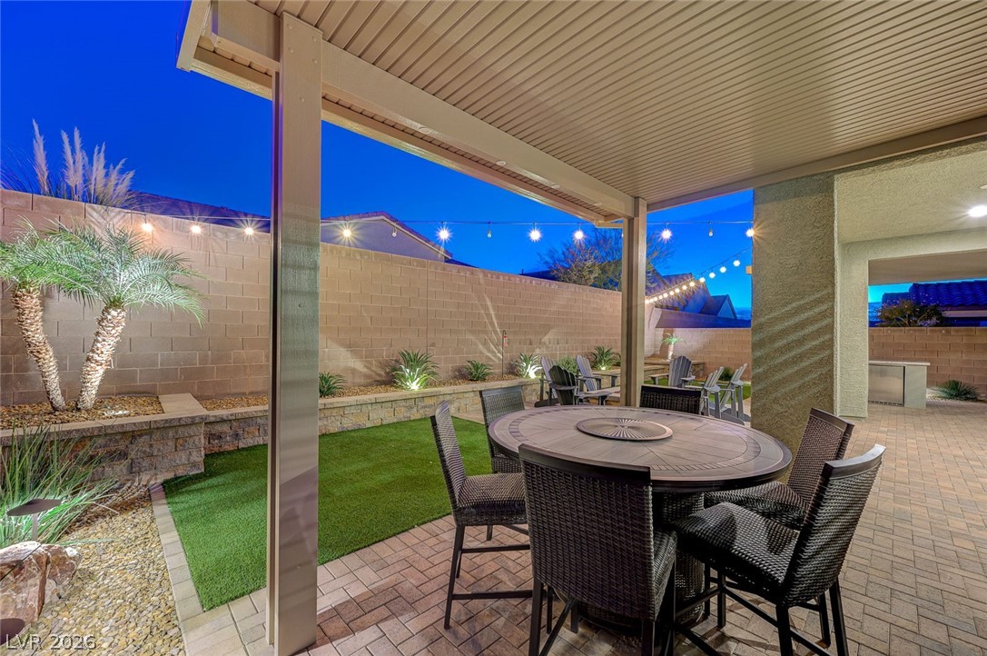 3391 Peak View Avenue Henderson, NV 89044 - Photo 37 of 49