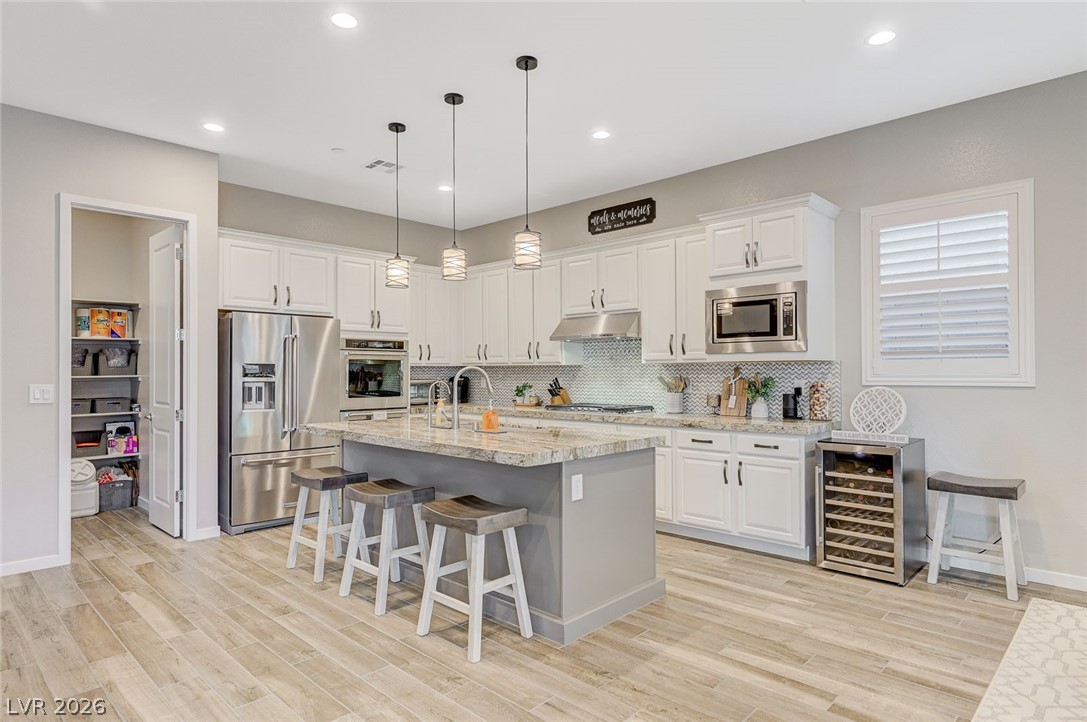 3391 Peak View Avenue Henderson, NV 89044 - Photo 7 of 49