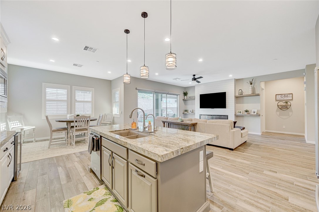 3391 Peak View Avenue Henderson, NV 89044 - Photo 10 of 49