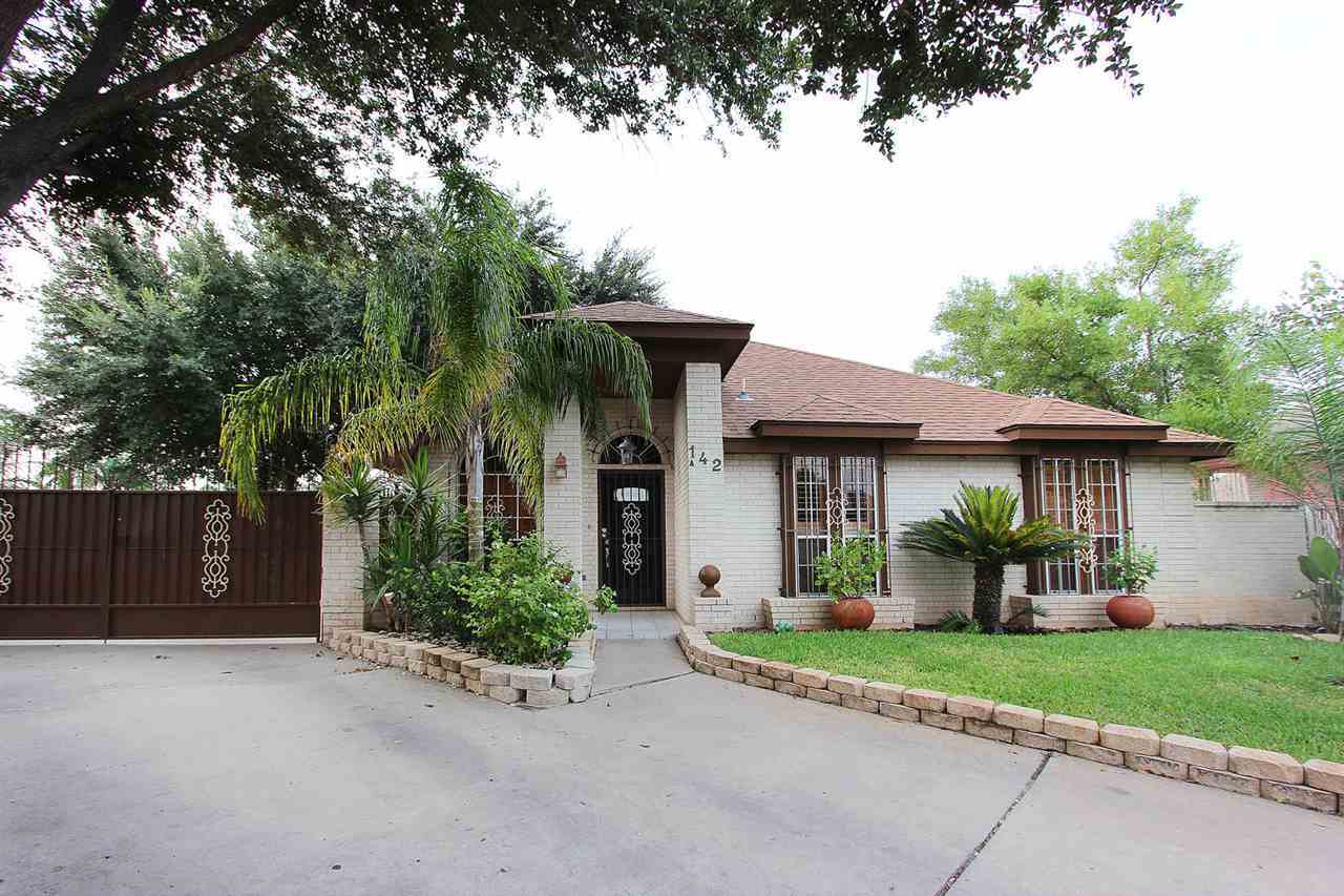 142 Lynn Loop Laredo, TX 78045 - Photo 1 of 12 Gallery Image 1