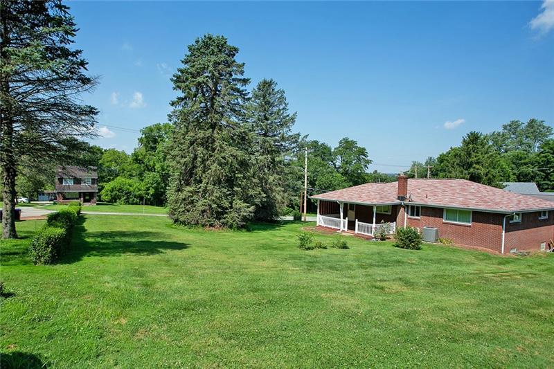 110 Francis Road Pittsburgh, PA 15239 - Photo 22 of 25