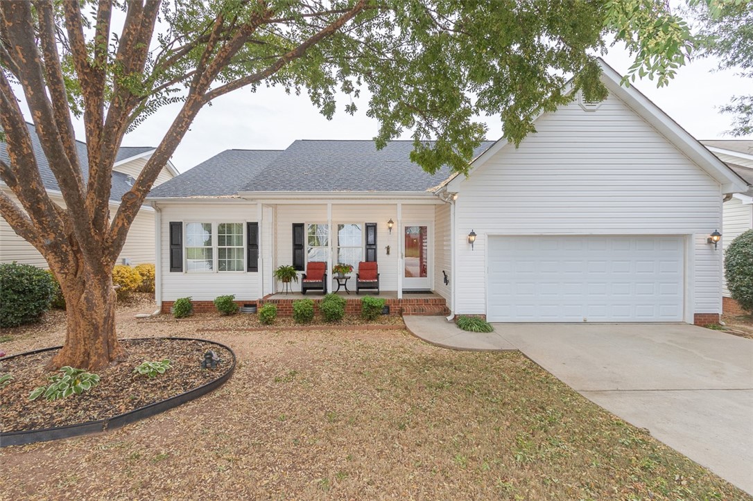 152 Elliott Circle Anderson, SC 29621 - Photo 1 of 29